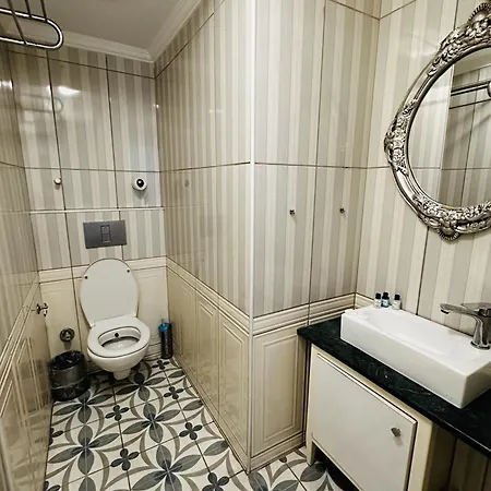 The Istanbul Alyon Hotel Taksim Exterior photo